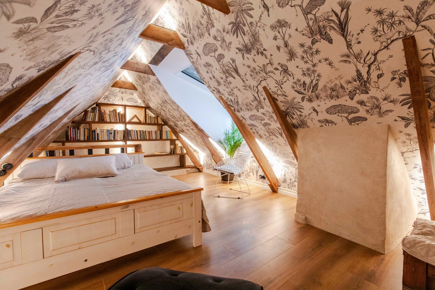 Combles aménagés en chambre avec suite parentale